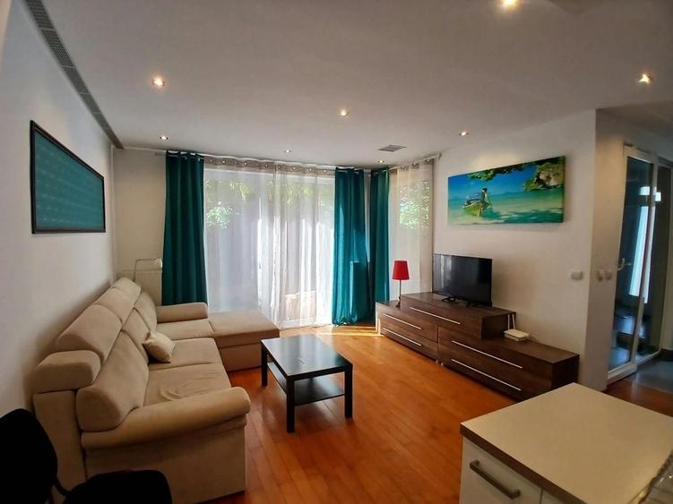 Casă cu 4 camere cu Teren 180 Mp în Tunari