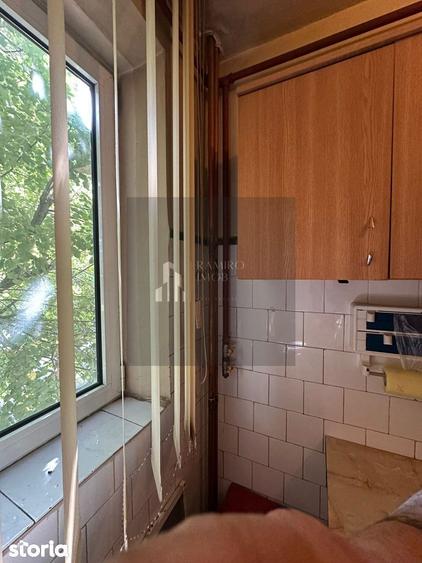 Apartament cu 3 camere, mobilat în Giurgiului