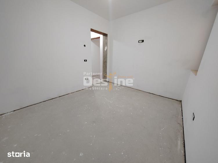 Casă cu 4 camere cu Teren 1000 Mp în Bucium