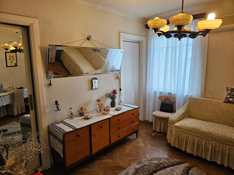 Apartament cu 2 camere semidecomandat în Vatra Luminoasă