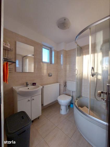 Apartament cu 2 camere în 1 Decembrie
