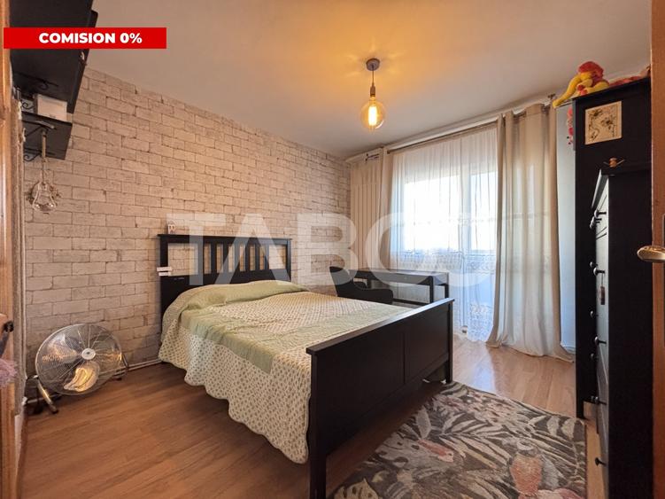 Apartament cu 4 camere semidecomandat, mobilat în Mănăștur