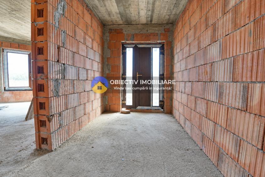 Vila la rosu si teren 500 mp de vânzare , Zona Fermelor - 5