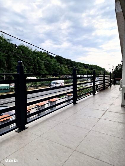 Casă cu 10 camere cu Teren 962 Mp în Snagov