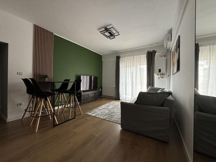 Apartament cu 2 camere decomandat în Central