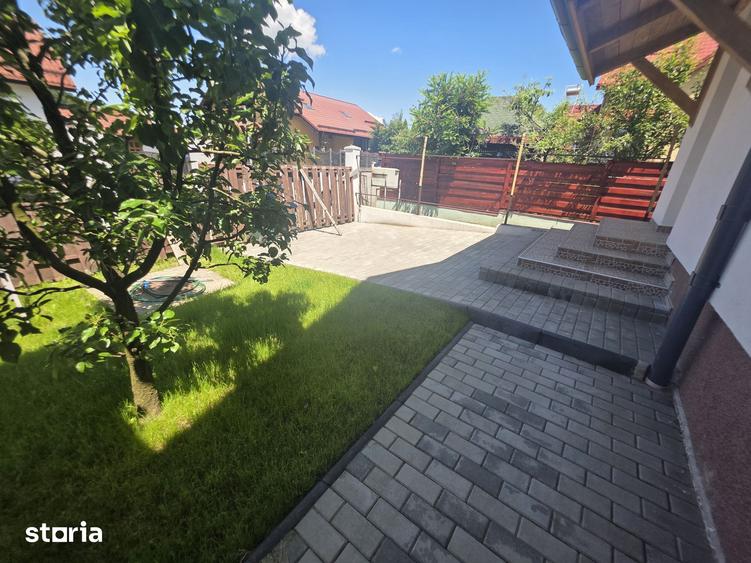 Casă cu 4 camere cu Teren 500 Mp în Bunloc
