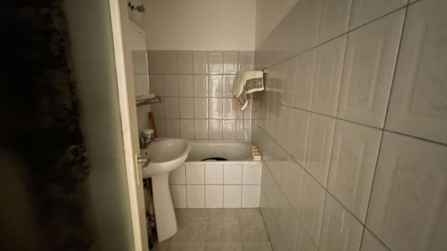 Garsonieră decomandată în Aradului
