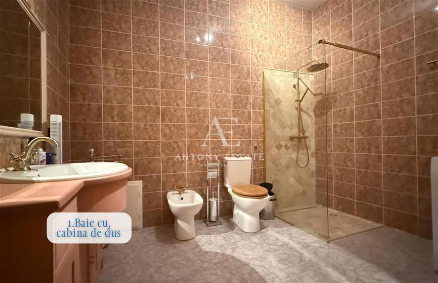 Apartament cu 4 camere decomandat, mobilat în Ultracentral