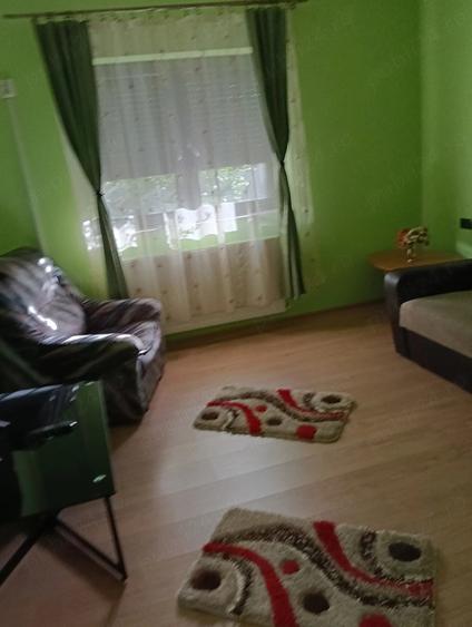 Apartament cu 2 camere decomandat în Exterior Vest