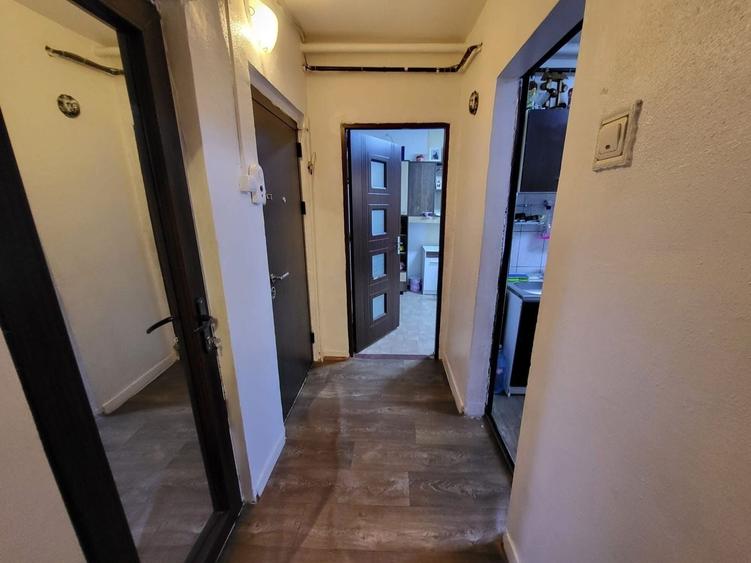 Apartament cu 3 camere, mobilat în Țiglina 3