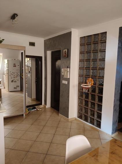 Apartament cu 2 camere în Hereclean