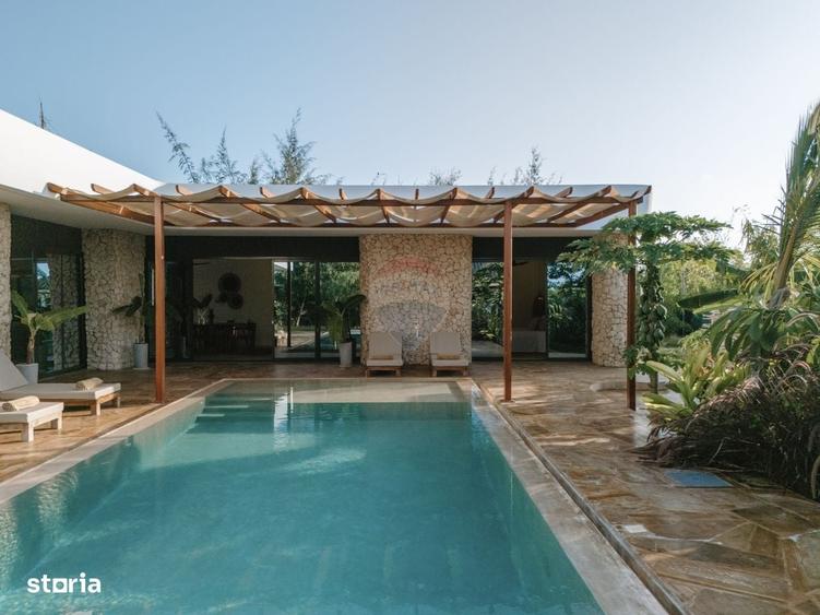Casă cu 2 camere cu Piscina în Central