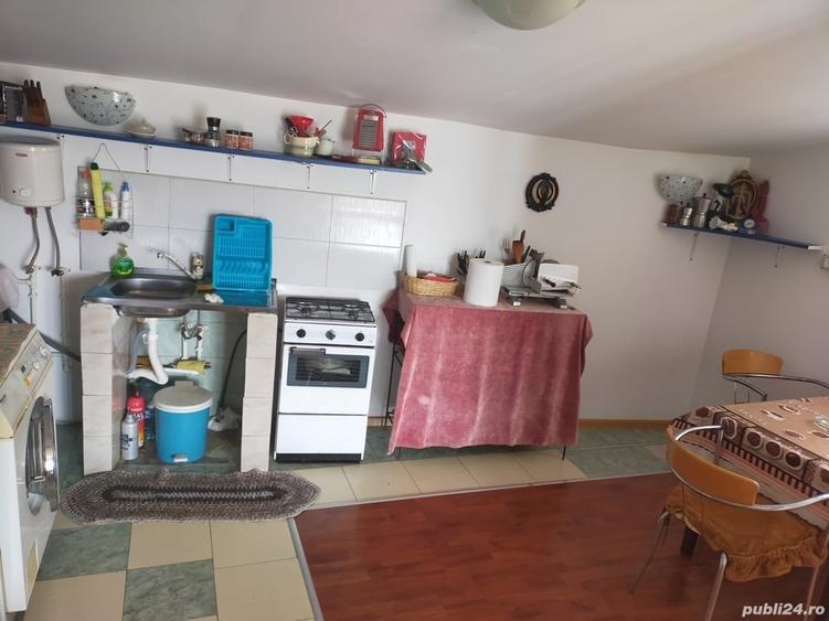 Casă cu 3 camere cu Teren 264 Mp în Hunedoara
