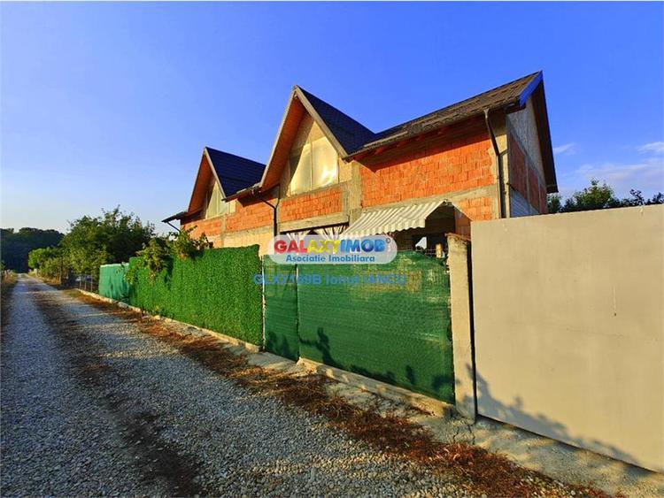 Casă cu 10 camere cu Teren 560 Mp în Clinceni