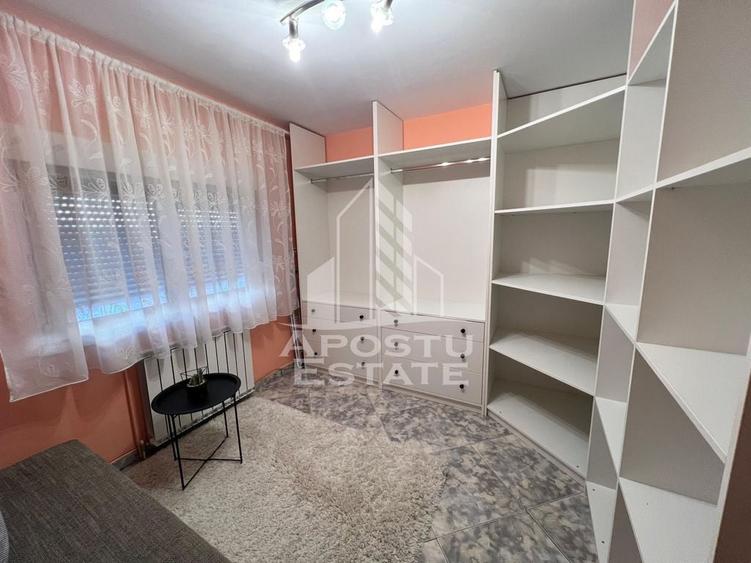 Apartament cu 3 camere decomandat, mobilat în Bucovina