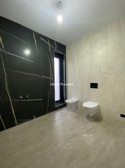 Casă individuală cu 5 camere cu Canalizare în Corbeanca