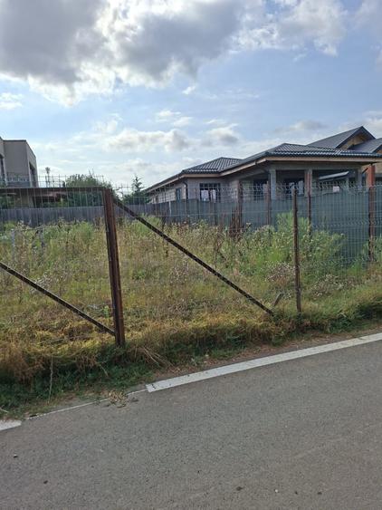 Teren de 370 mp, în Petrăchioaia