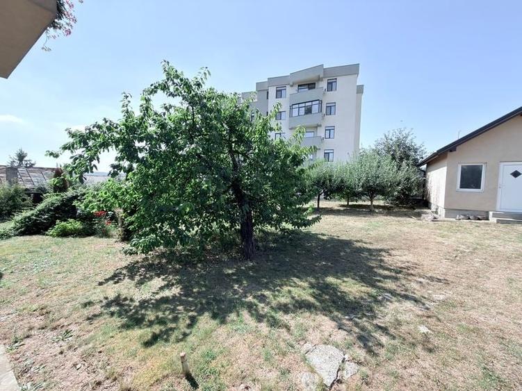 Teren Construcții intravilan de 750 mp, în Central