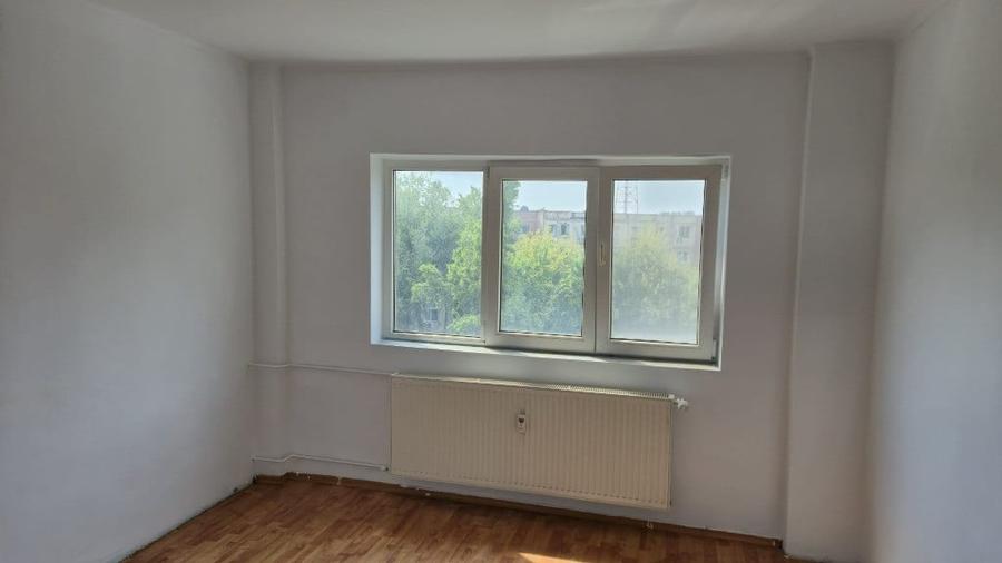 Apartament cu 2 camere decomandat în Lujerului