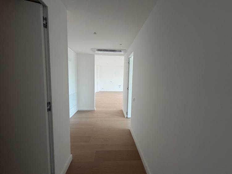 Apartament cu 3 camere decomandat în Aviației