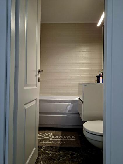 Apartament cu 2 camere decomandat, mobilat în Eremia