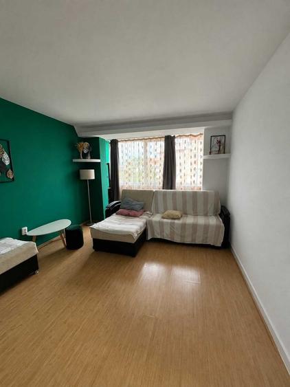 Apartament cu 2 camere decomandat în Bularga