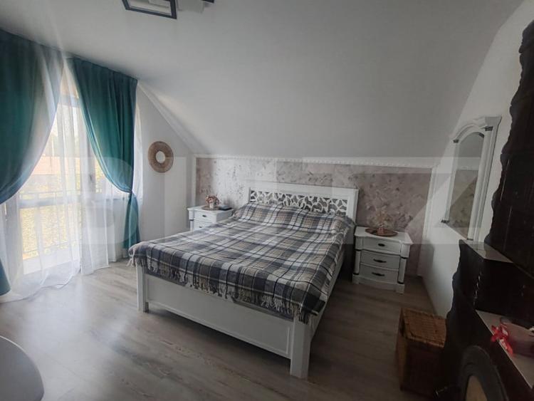 Casa spa?ioasa de vanzare 140 mp utili, teren 11 ari - 10