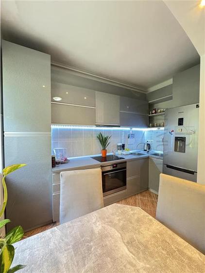 Apartament cu 2 camere semidecomandat, mobilat în Medicină