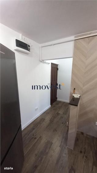 Apartament cu 3 camere în Micro 16