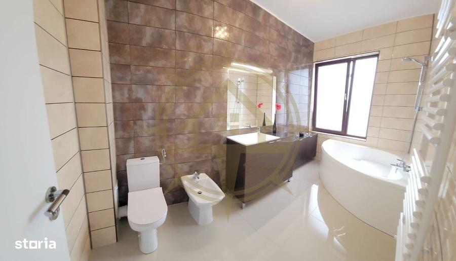 Casă cu 4 camere cu Teren 750 Mp în Dumbrăveni