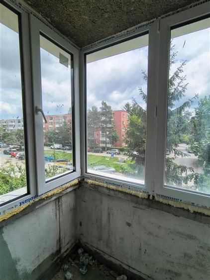 Apartament cu 2 camere semidecomandat în Astra