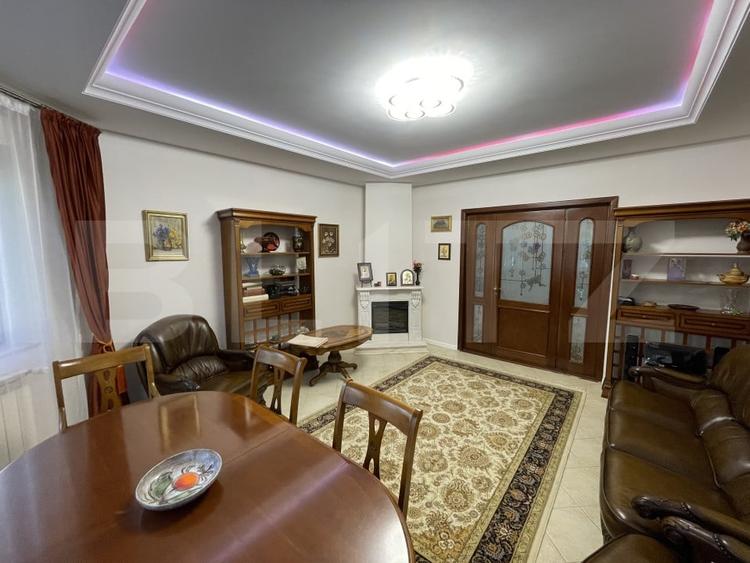 Casă individuală cu 4 camere cu Canalizare în Tătărași
