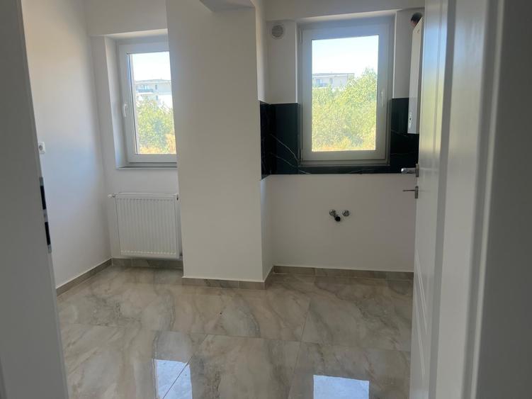 Apartament cu 3 camere decomandat în Galata