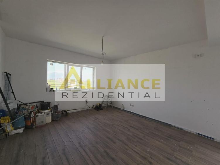 Casă individuală cu 3 camere cu Canalizare în Berceni