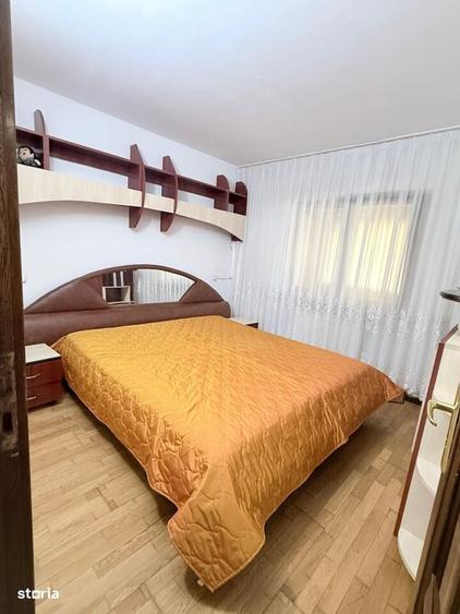 Apartament cu 3 camere în Canta