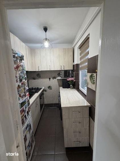Apartament cu 3 camere semidecomandat în Gării