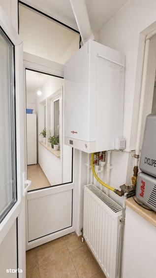 Apartament cu 2 camere decomandat în Km 4