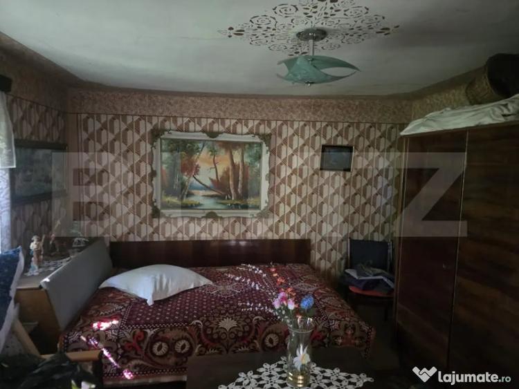 Casă cu 3 camere cu Teren 1100 Mp în Central