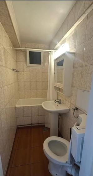 Apartament cu 2 camere semidecomandat în Cișmigiu