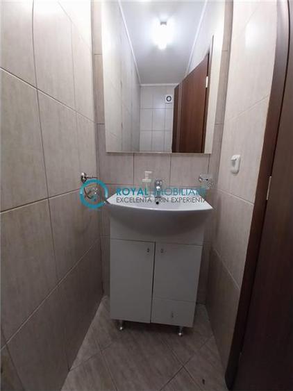 Apartament cu 2 camere decomandat în Gheorghe Doja