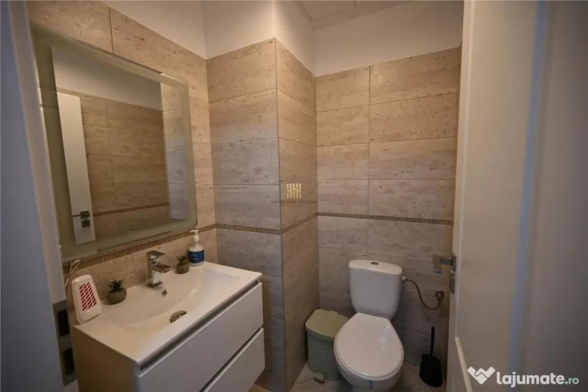 Apartament cu 3 camere decomandat în Ultracentral