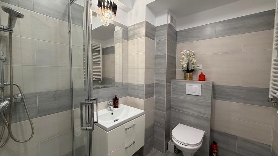 Apartament cu 2 camere decomandat în Arcu