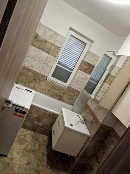 Apartament cu 3 camere decomandat în Dumbrăvița