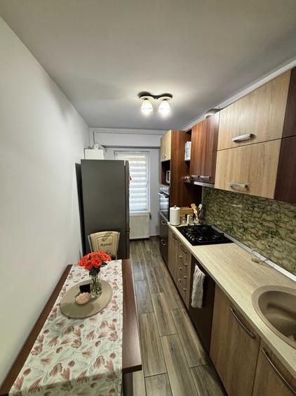 Apartament cu 2 camere decomandat în Dâmbu Pietros