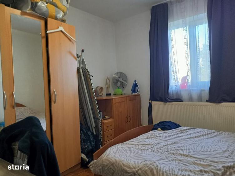 Apartament cu 2 camere decomandat în Gruia