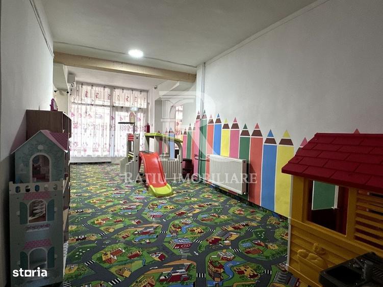 Spațiu comercial, de 198 mp, în Iosia