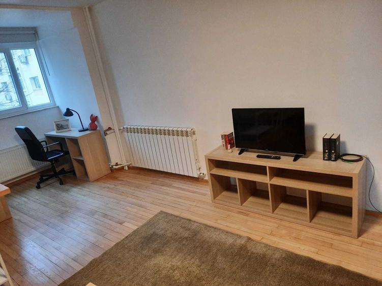 Garsonieră decomandată în Iancului