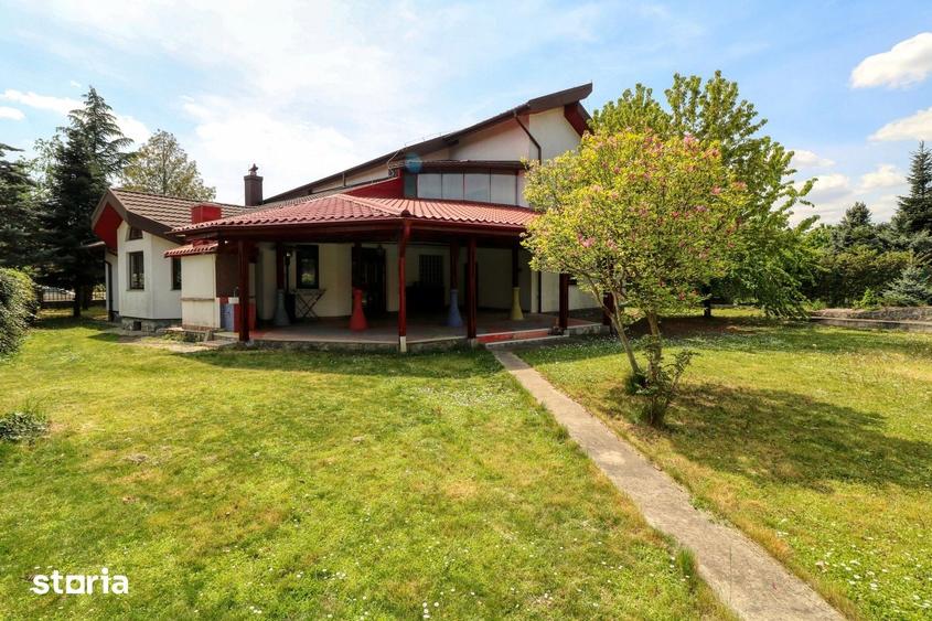 Casă cu 7 camere cu Canalizare în Chiajna