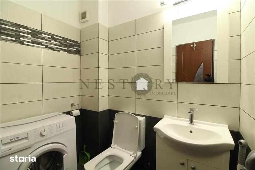 Apartament cu 3 camere semidecomandat în Între Lacuri