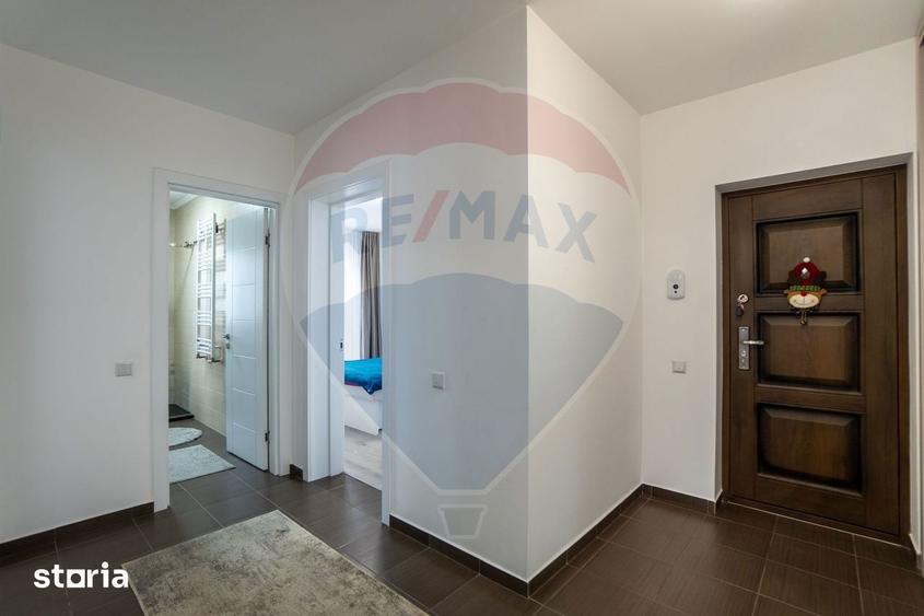 Apartament cu 2 camere decomandat în Sânpetru